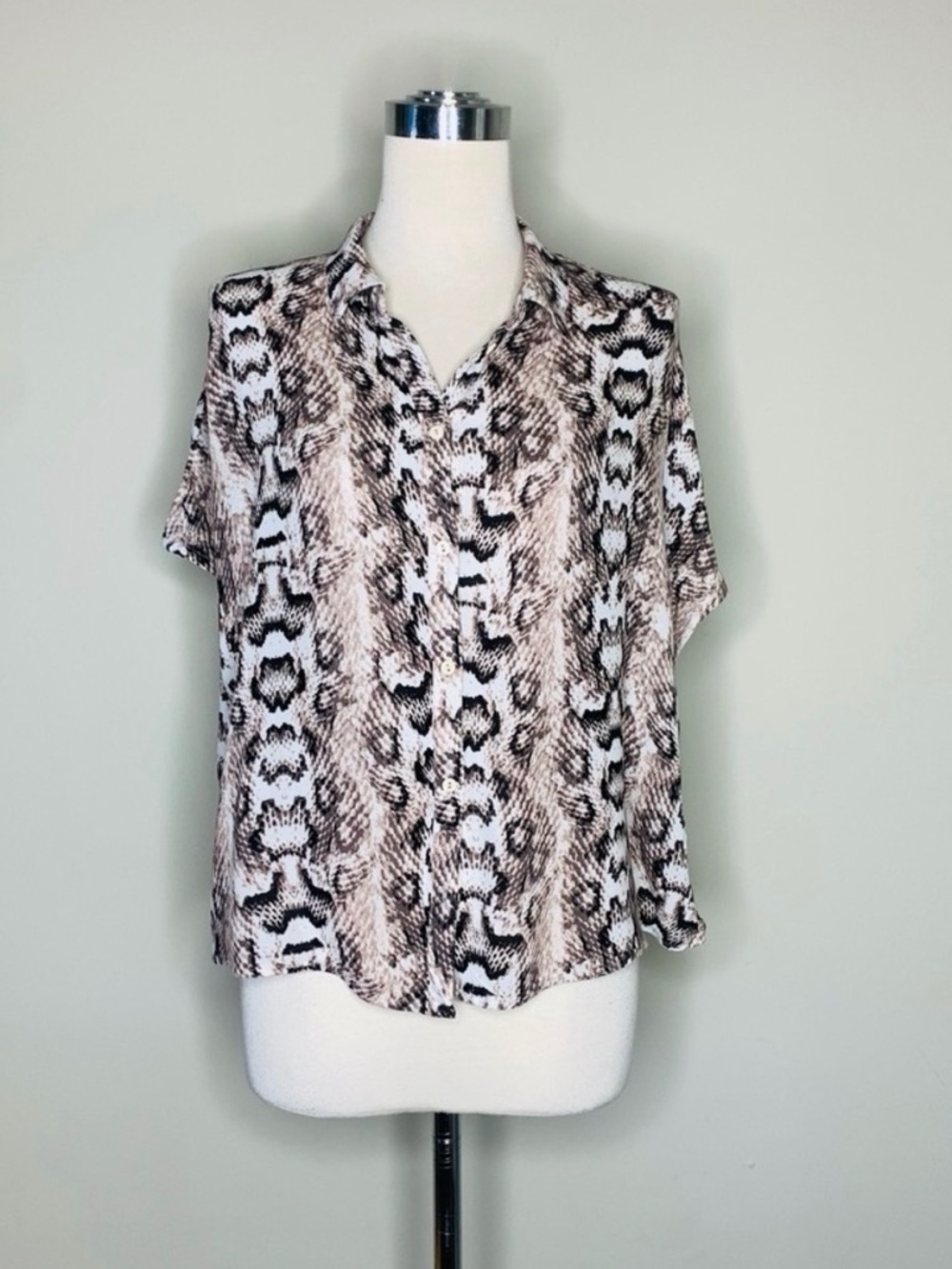 H&M Boxy Short Sleeve Snake Print Button-Down Blouse in Neutral Tones